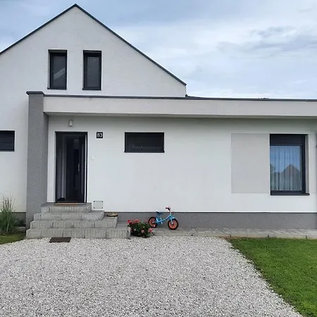 Bali-lak Balatongyörök