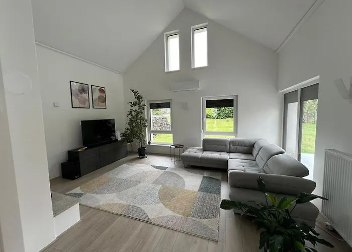 וילה Bali-lak Balatongyörök